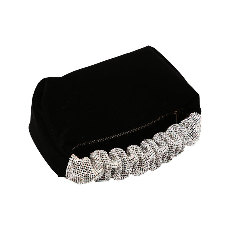 Polished Bag with an Effortless Classic Look