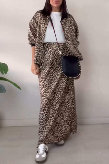 Classic Vintage Garment with a Flattering Fit
