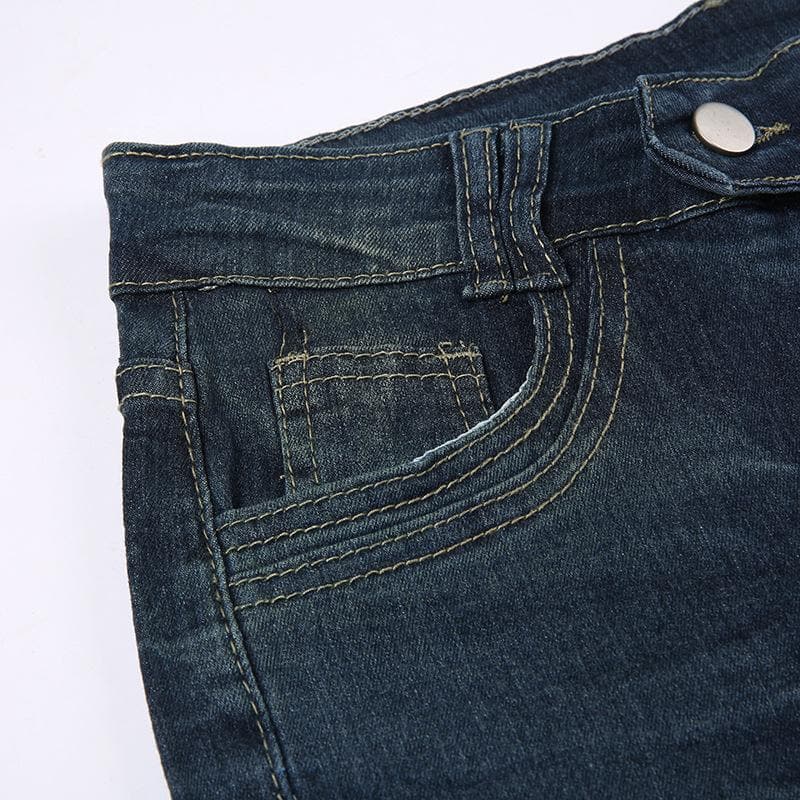 Beautifully Finished Garment in a Timeless Design