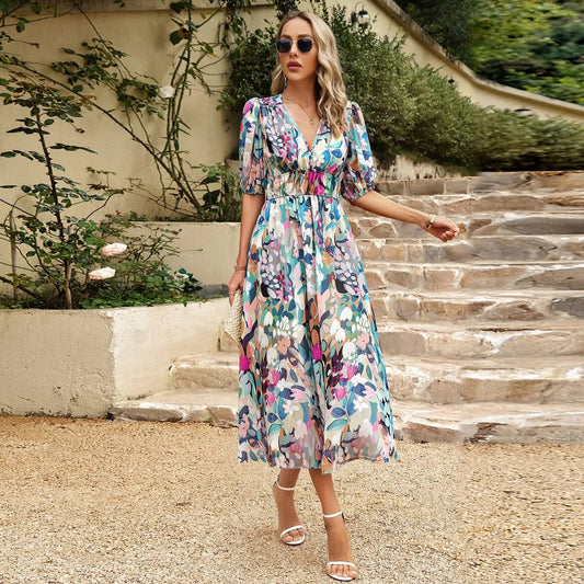 Sophisticated Dress with a Clean Classic Look