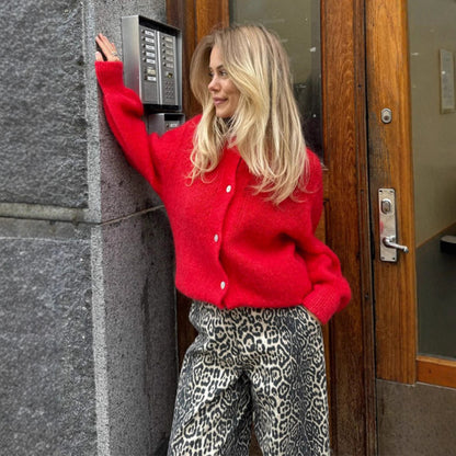 Polished Cardigan with an Effortless Classic Look
