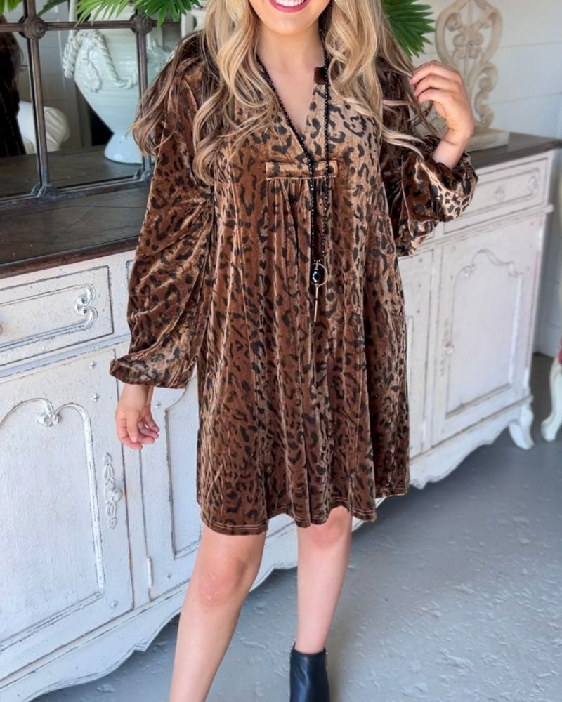 Classic Vintage & Enduringly Stylish Dress