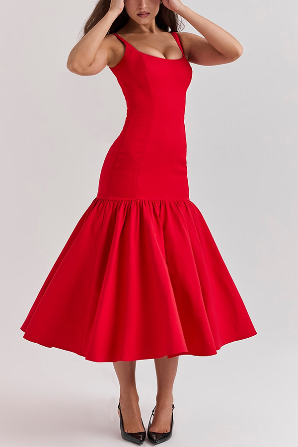 A Vintage Style Dress with Delicate Timeless Details