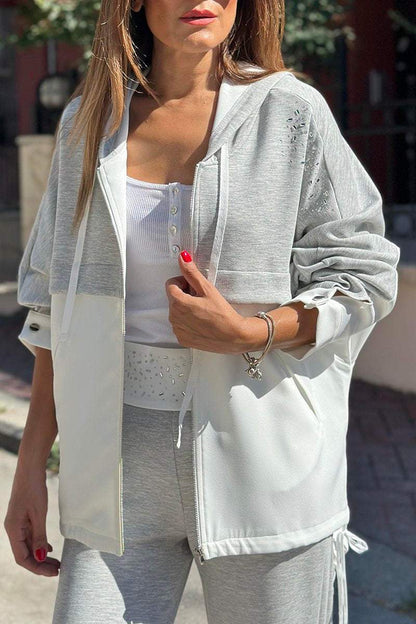 Effortlessly Elegant Pants with a Timeless Design