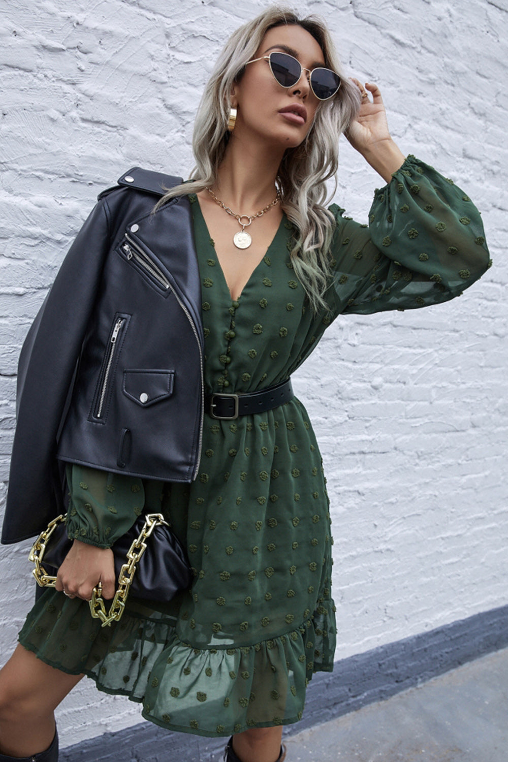 Beautifully Crafted Dress in a Classic Style
