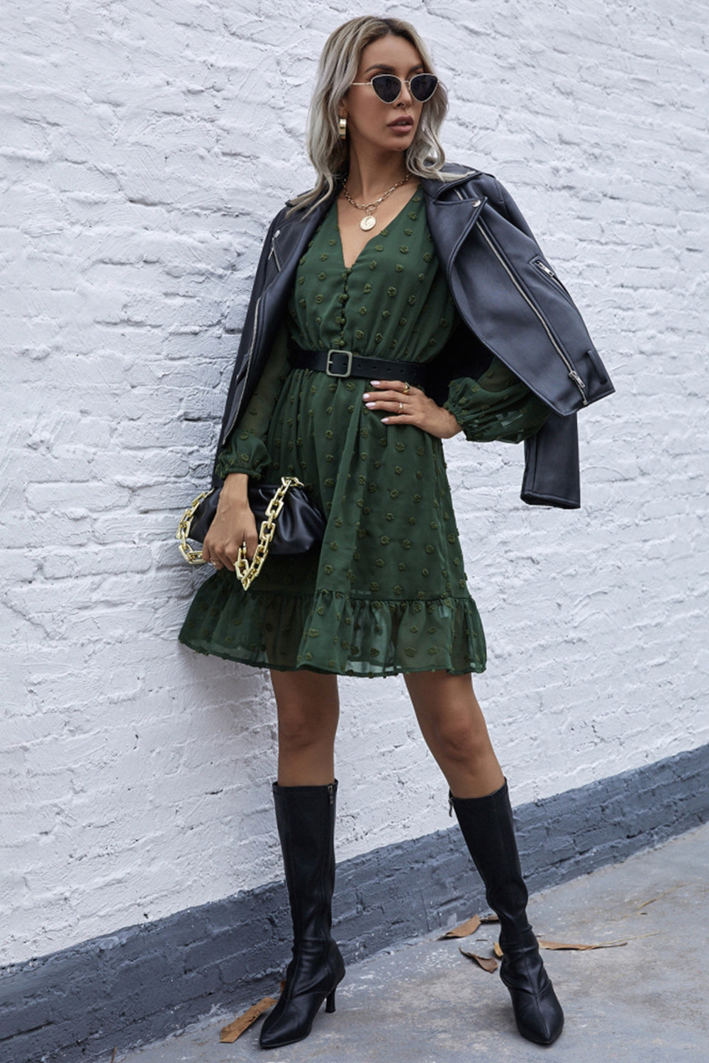 Beautifully Crafted Dress in a Classic Style