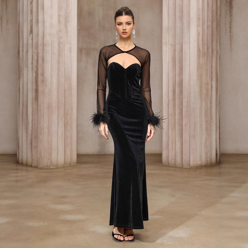 Classic Vintage Dress with a Flattering Fit