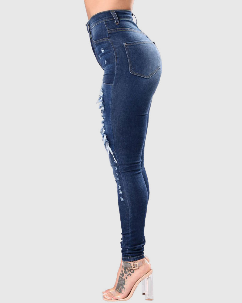 Gracefully Styled Garment for Any Occasion