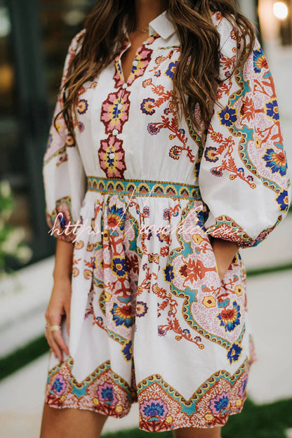 Classic Vintage & Enduringly Stylish Dress