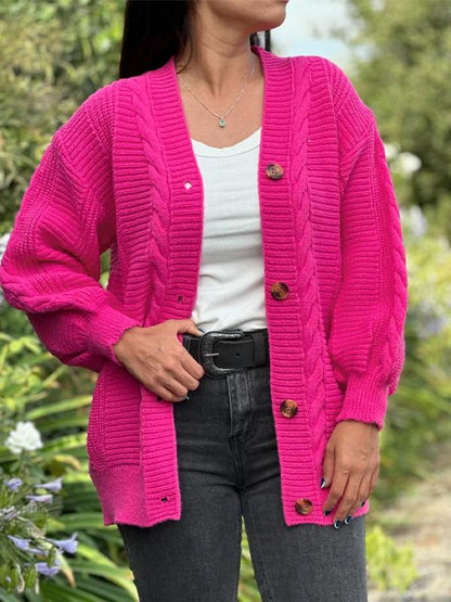 Effortlessly Elegant Cardigan with a Timeless Design