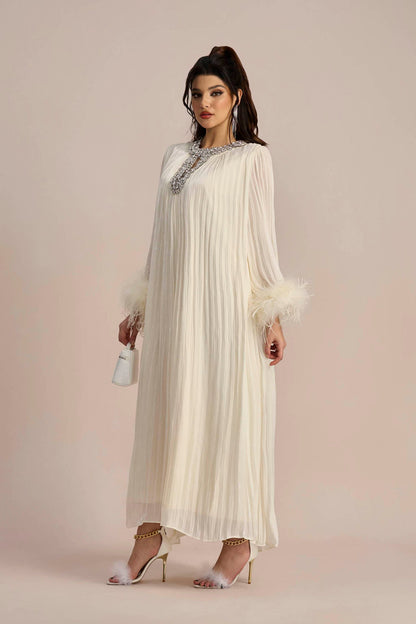 Effortlessly Elegant Dress with a Timeless Design