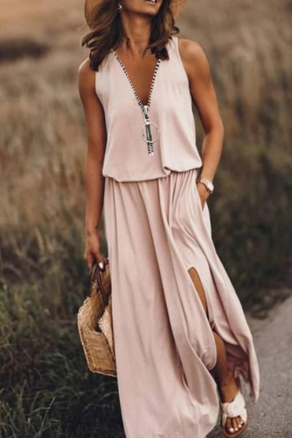 Effortlessly Elegant Dress with a Timeless Design