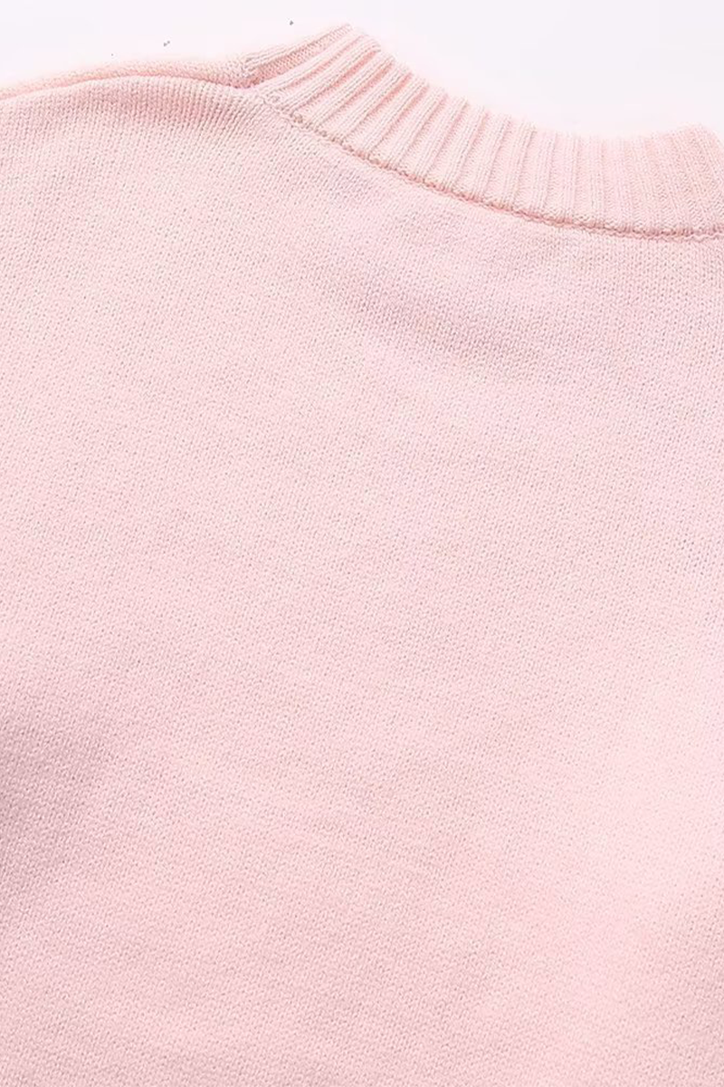Gracefully Styled Sweater for Any Occasion