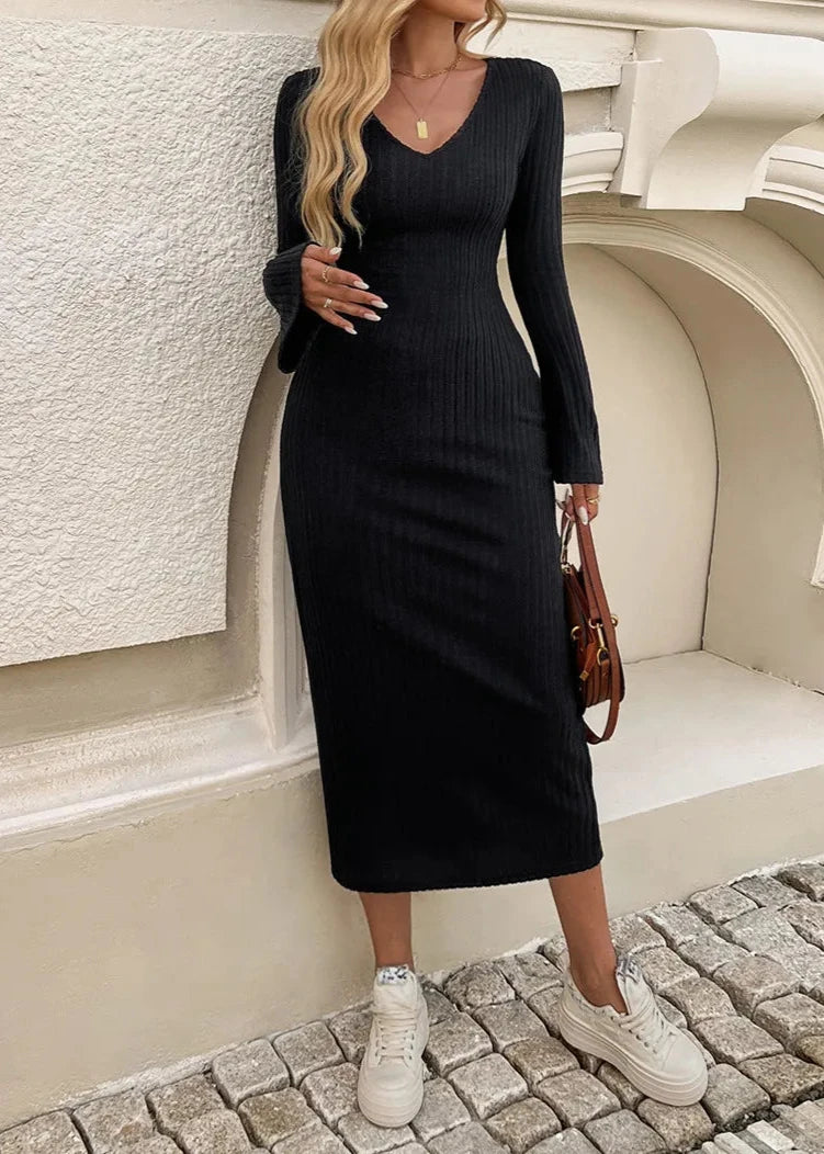 Polished Dress with an Effortless Classic Look