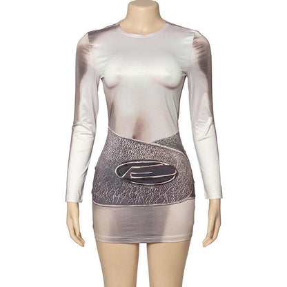 Well Tailored Dress with a Graceful Silhouette
