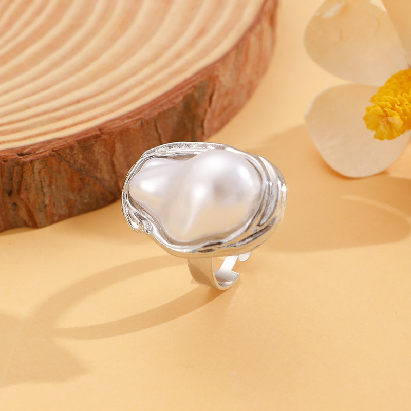 Charming Pearl Necklace for Any Occasion