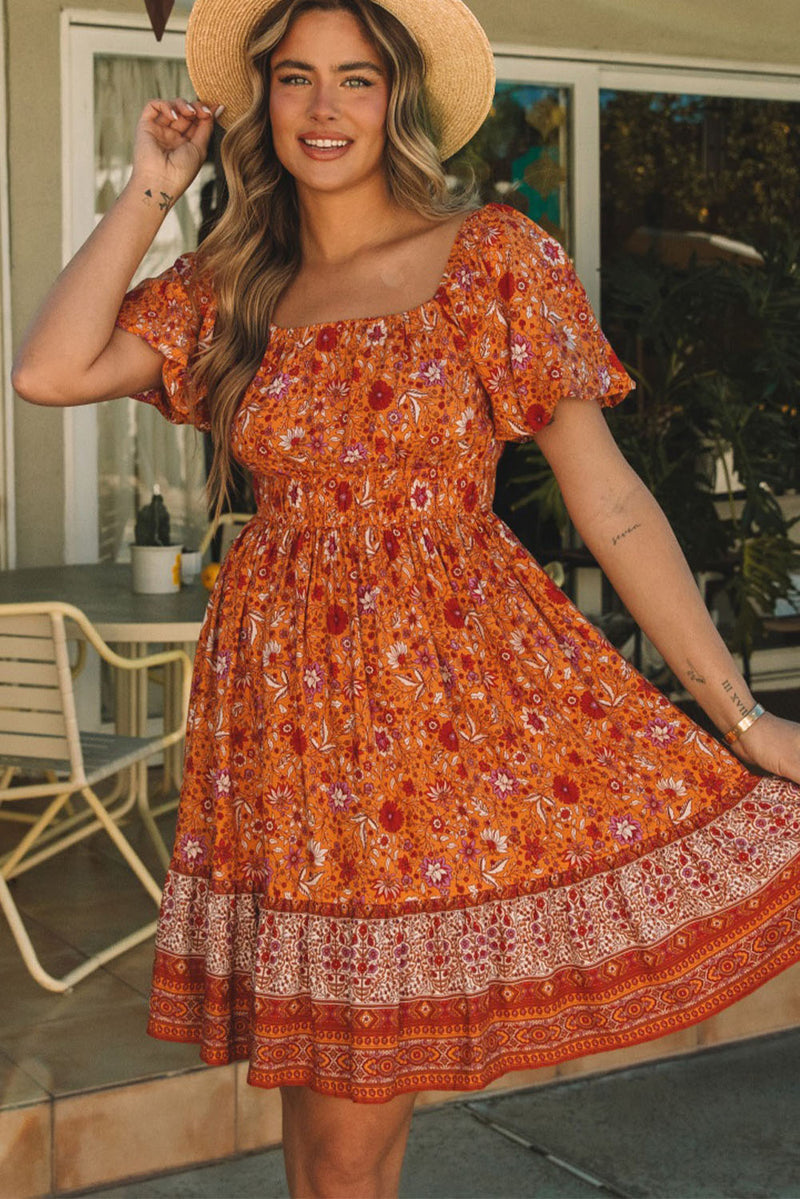 Classic Vintage Dress with a Flattering Fit