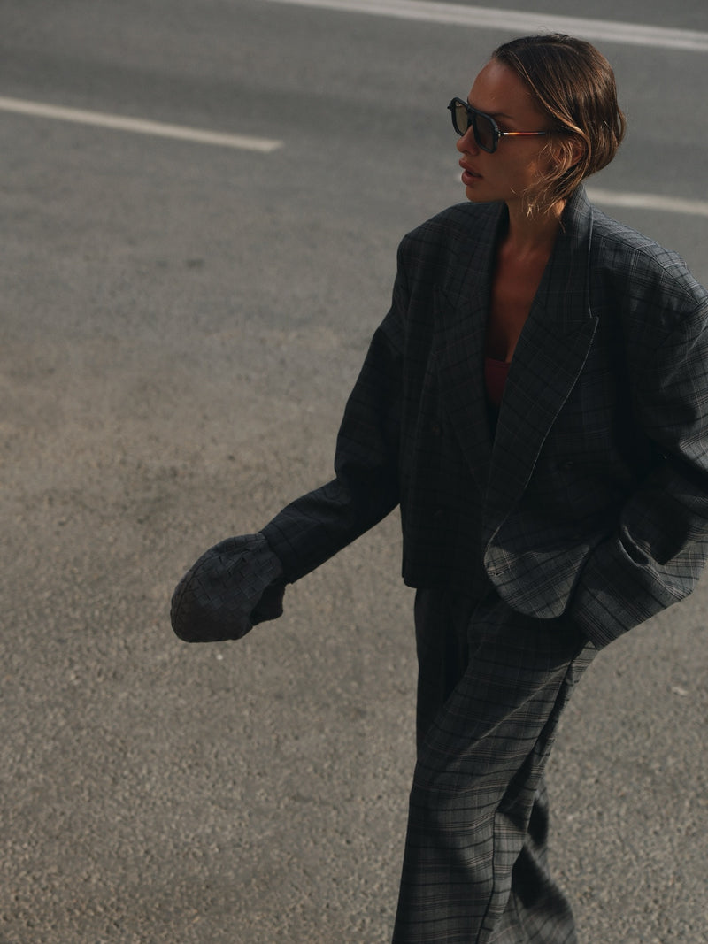 Beautifully Finished Pants in a Timeless Design