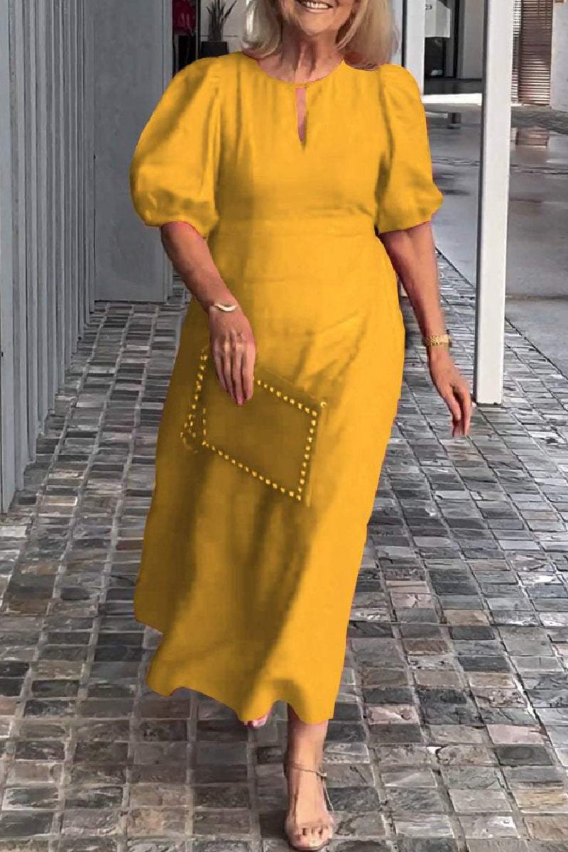 Classic Vintage Dress with a Flattering Fit