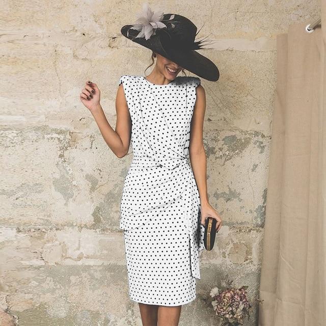 Sophisticated Dress with a Clean Classic Look