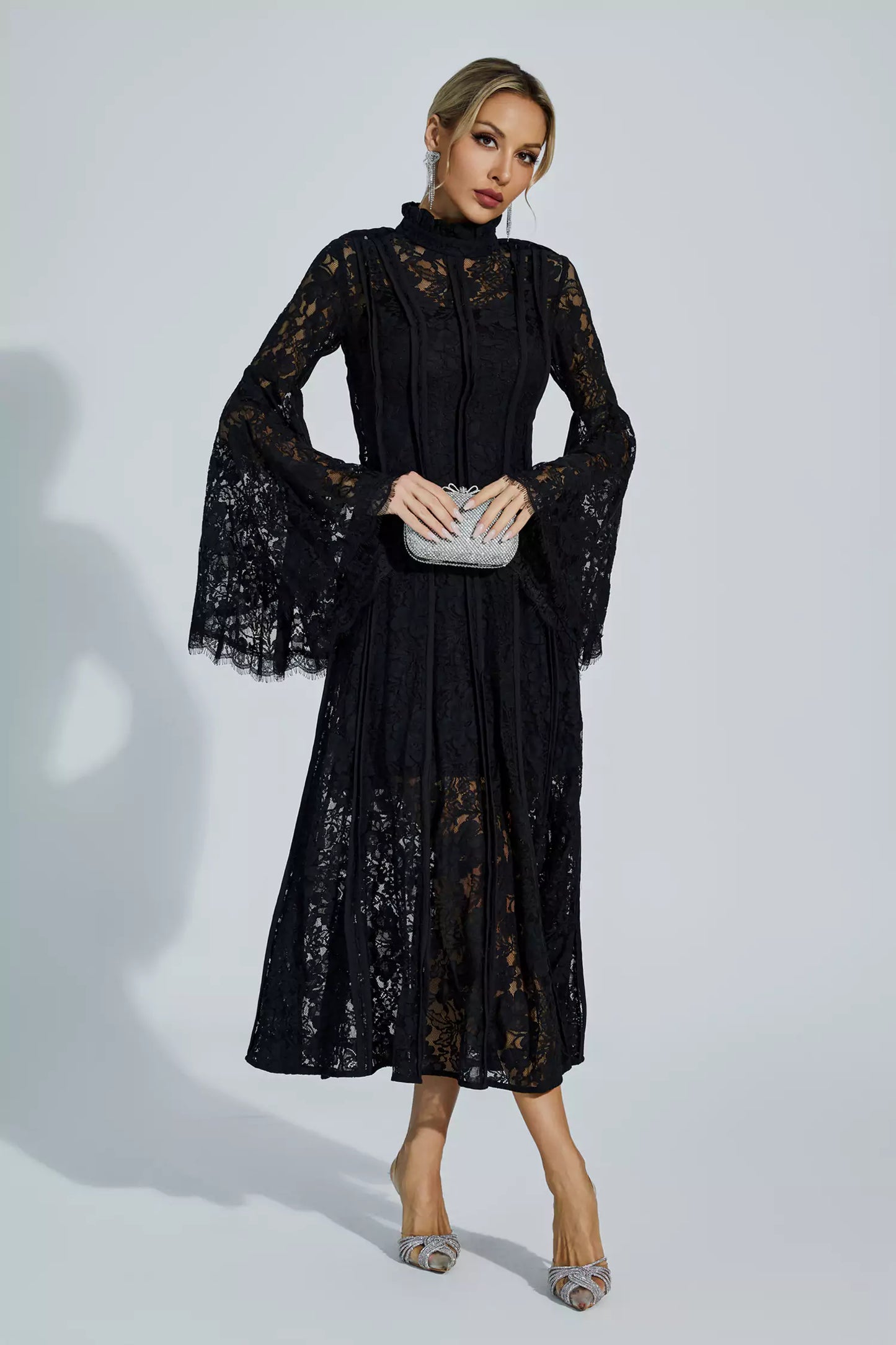 Classic Vintage Dress with a Flattering Fit