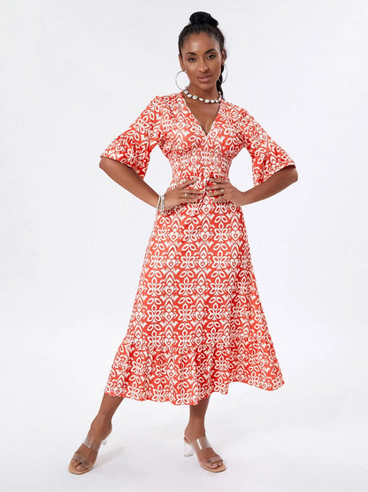 Gracefully Styled Dress for Any Occasion