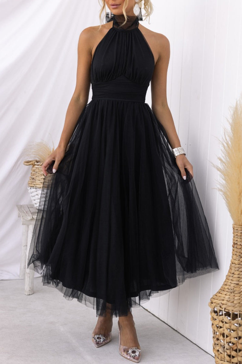 Classic Vintage & Enduringly Stylish Dress