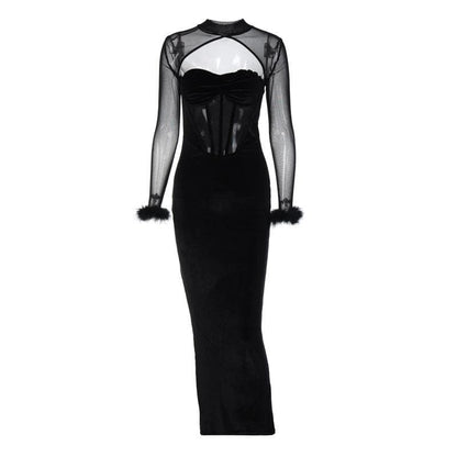 Beautifully Finished Dress in a Timeless Design