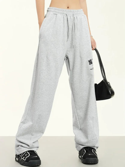 Gracefully Styled Pants for Any Occasion