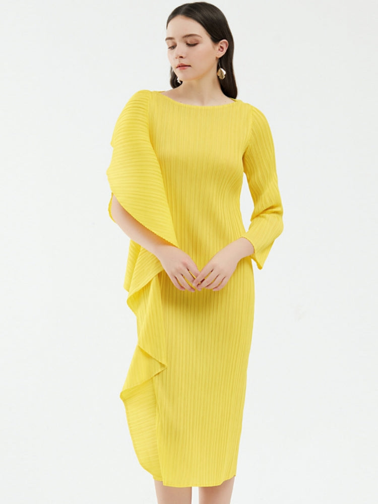 Elegantly Styled Dress for Everyday Wear