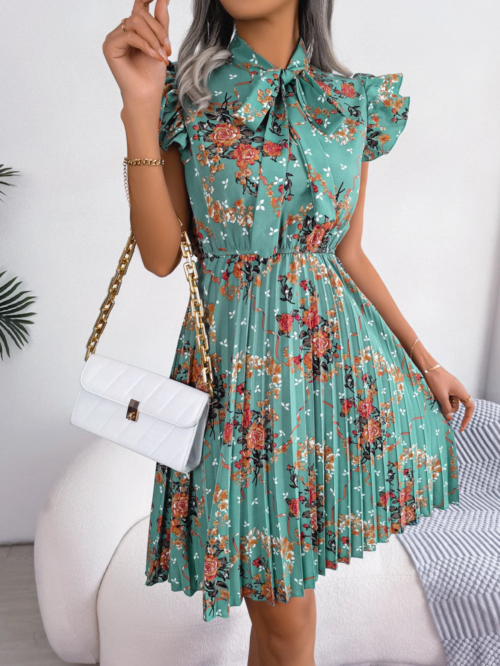 Classic Vintage & Enduringly Stylish Dress