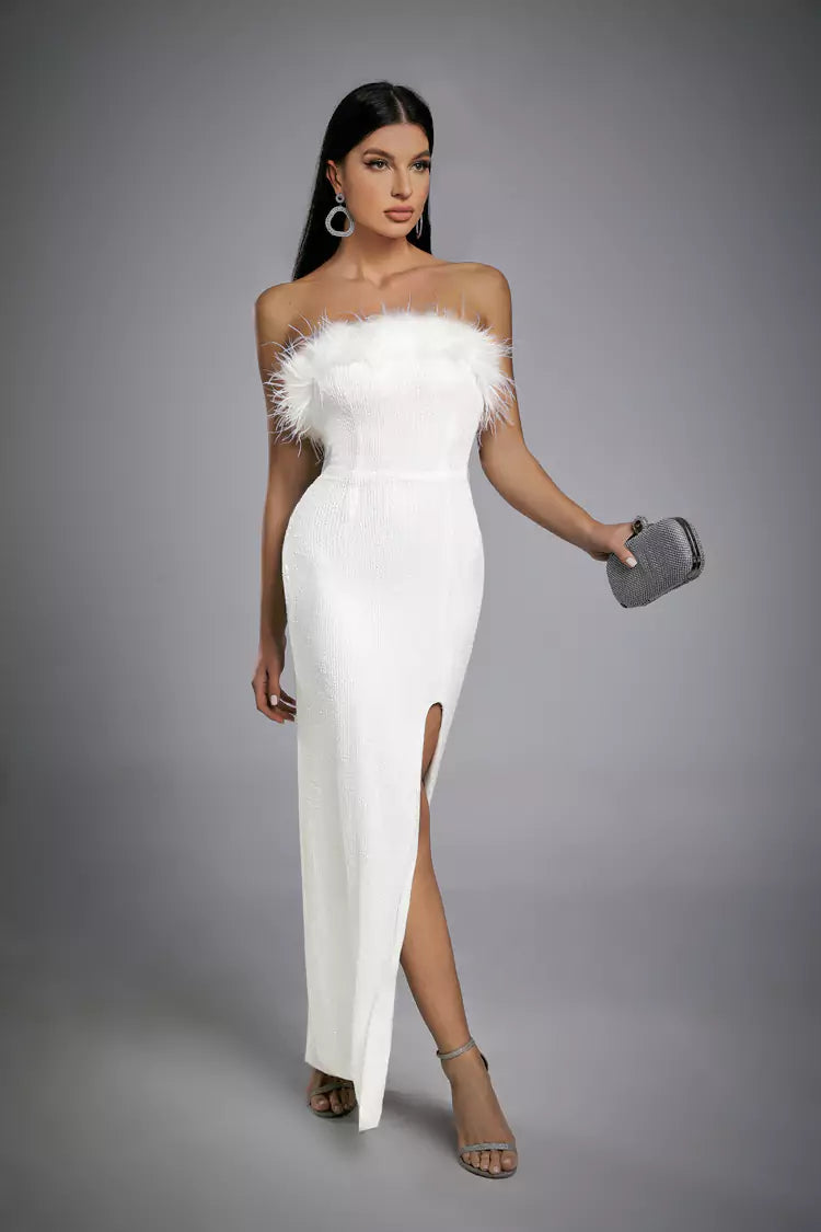 Beautifully Crafted Dress in a Classic Style