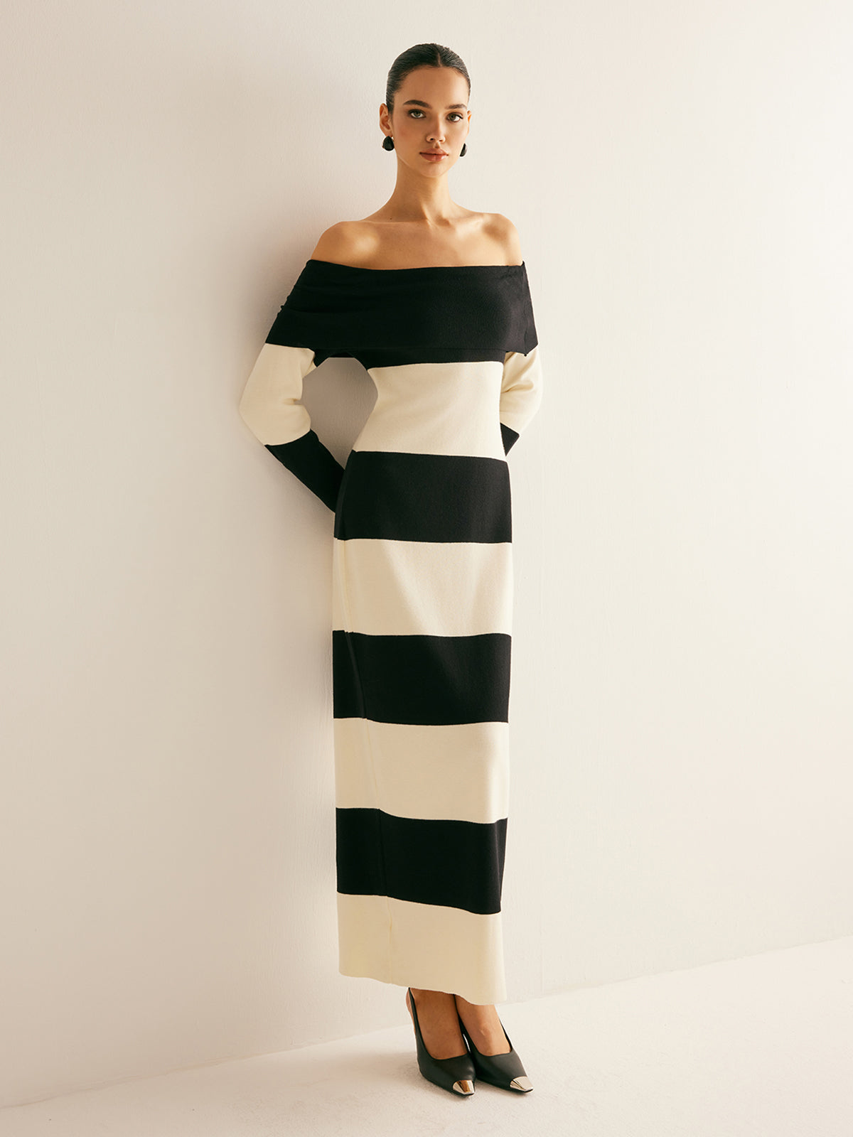 Beautifully Finished Sweater in a Timeless Design
