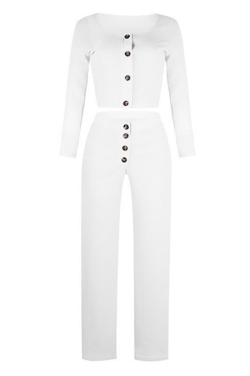 Sophisticated Pants with a Clean Classic Look