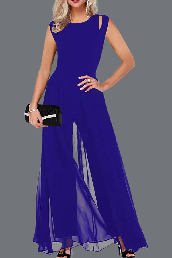 Sophisticated Garment with a Clean Classic Look