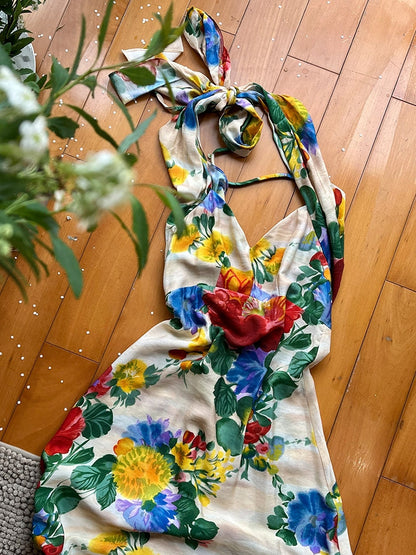 Classic Vintage & Enduringly Stylish Dress