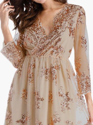Well Tailored Dress with a Graceful Silhouette