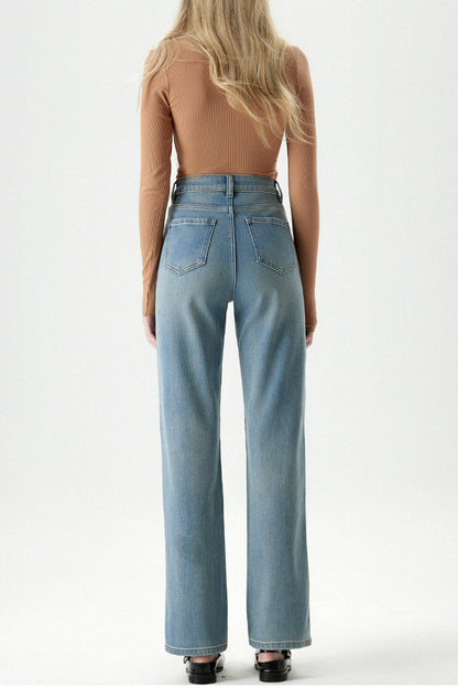 Classic Vintage Pants with a Flattering Fit
