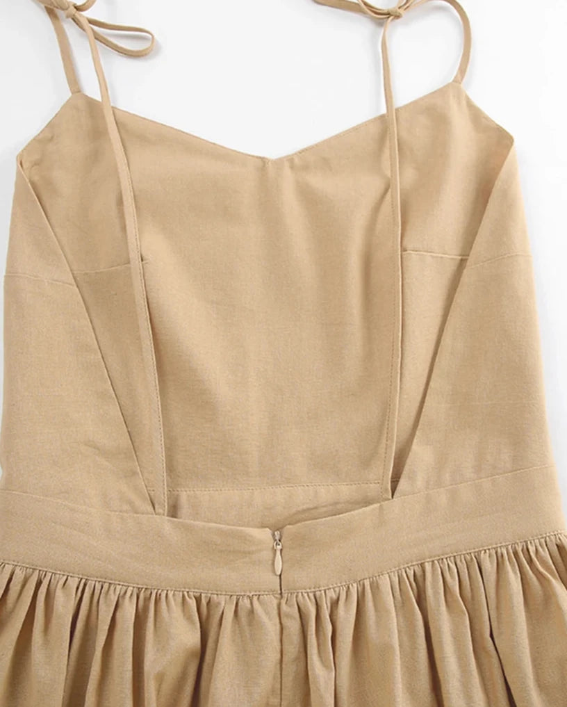 Sophisticated Dress with a Clean Classic Look