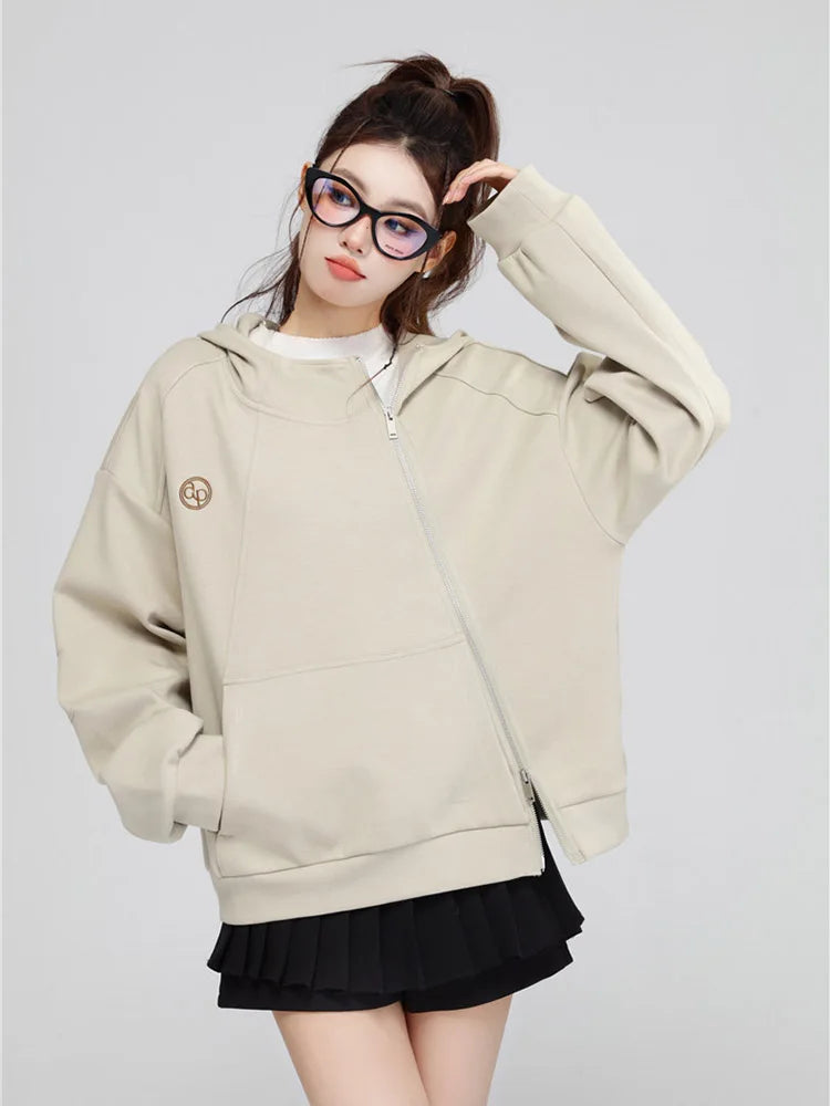 Effortlessly Elegant Garment with a Timeless Design