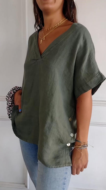 Well Tailored Top with a Graceful Silhouette