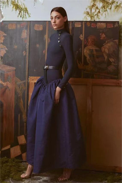 Well Tailored Dress with a Graceful Silhouette