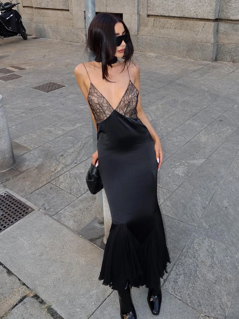 Sophisticated Dress with a Clean Classic Look