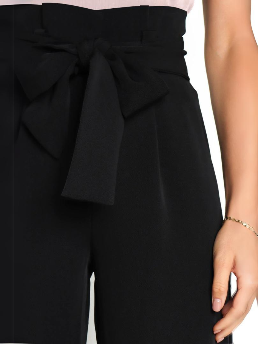 Polished Pants with an Effortless Classic Look