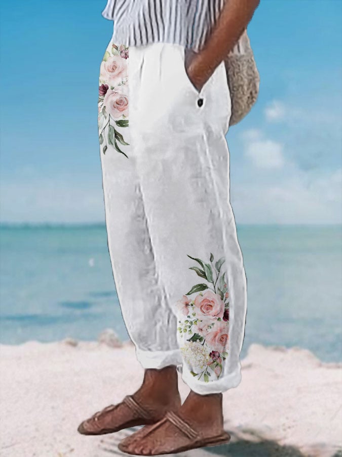 Effortlessly Elegant Pants with a Timeless Design
