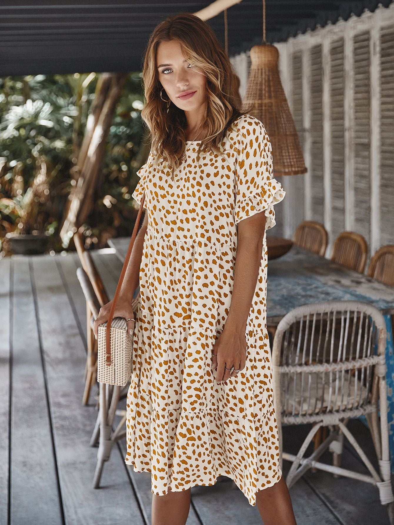 Well Tailored Dress with a Graceful Silhouette