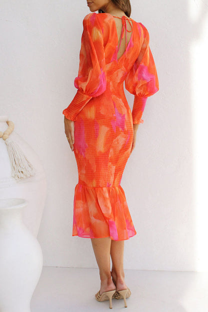 Classic Vintage Dress with a Flattering Fit