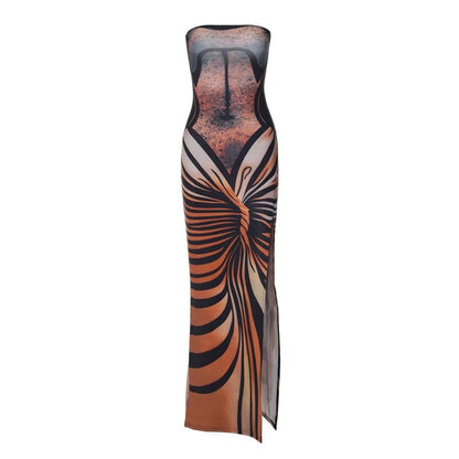 Beautifully Finished Dress in a Timeless Design
