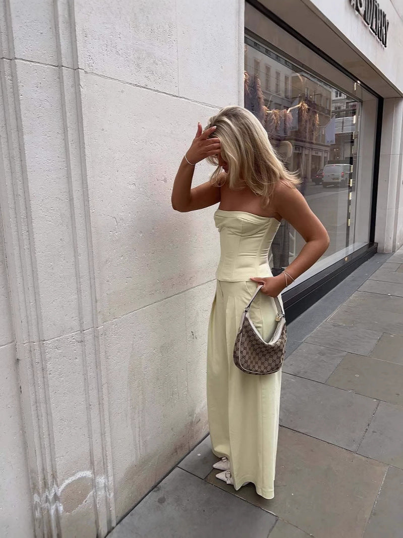 Gracefully Styled Pants for Any Occasion