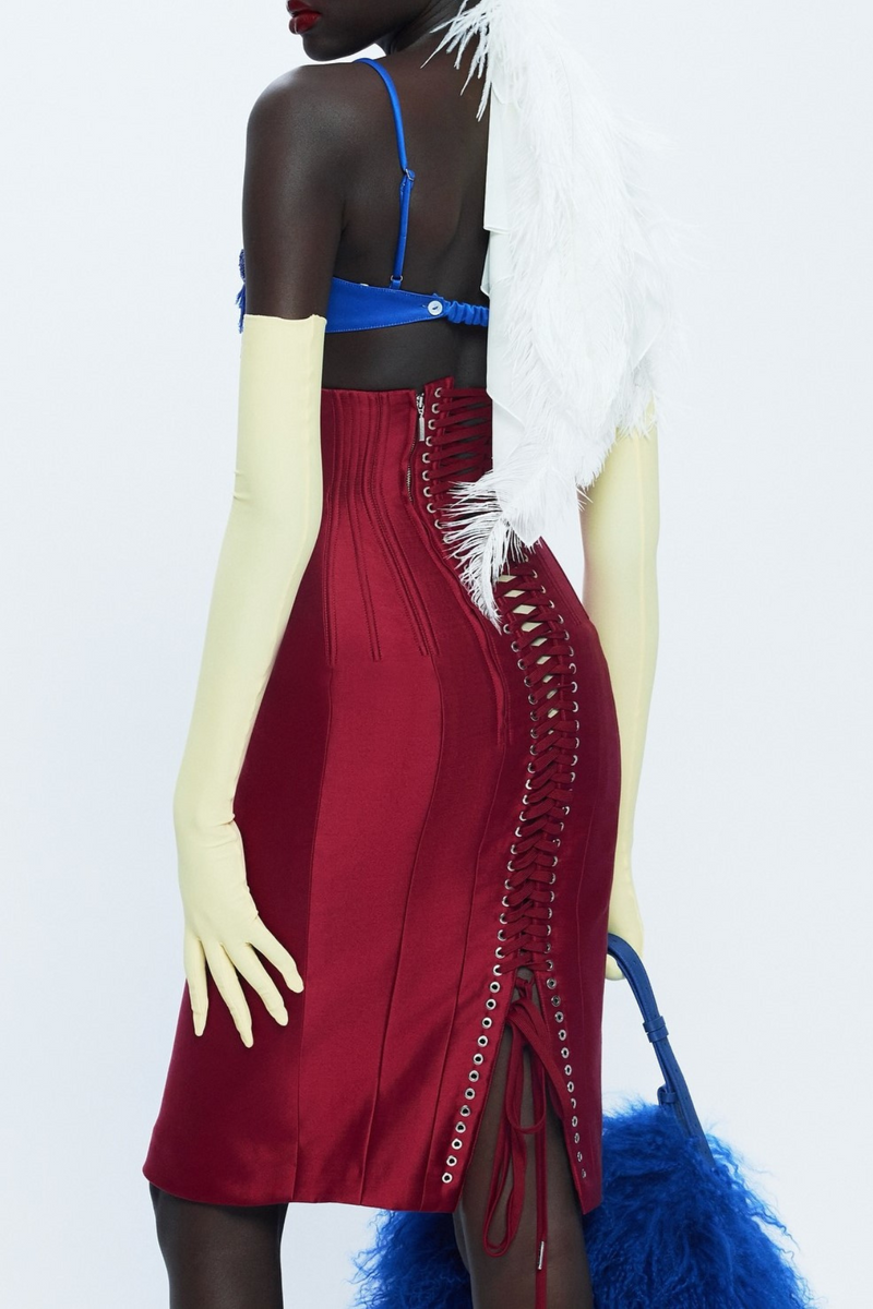 Beautifully Finished Garment in a Timeless Design